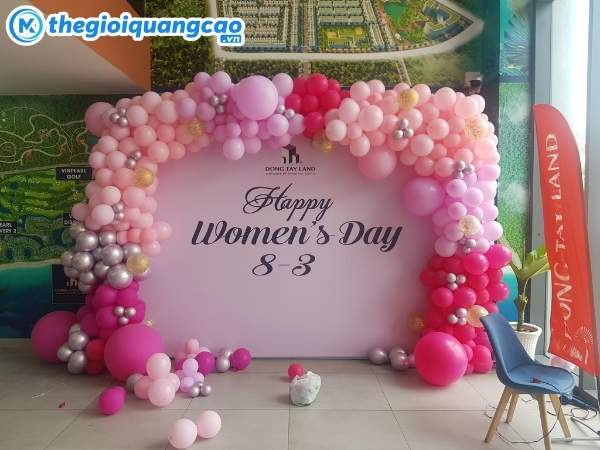 Mẫu backdrop 8/3 Dong Tay Land