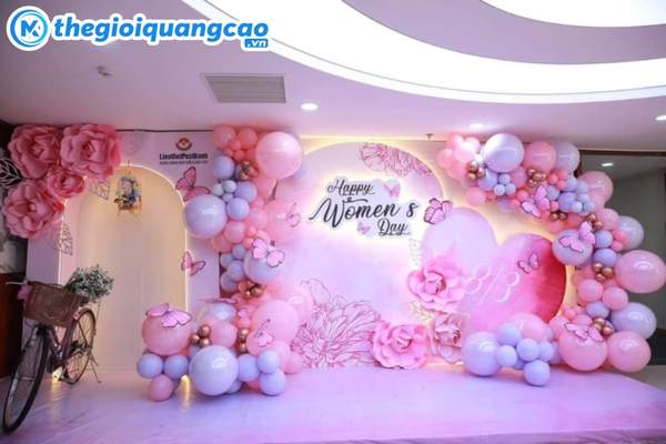 Thi công backdrop 8/3 giá rẻ tại TPHCM