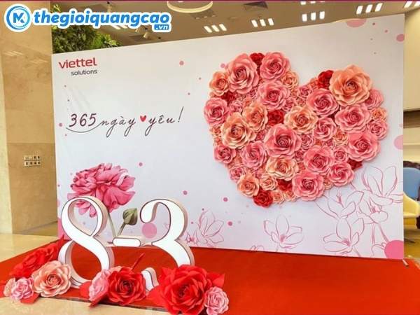 Phông nền backdrop 8/3 màu hồng đỏ tươi