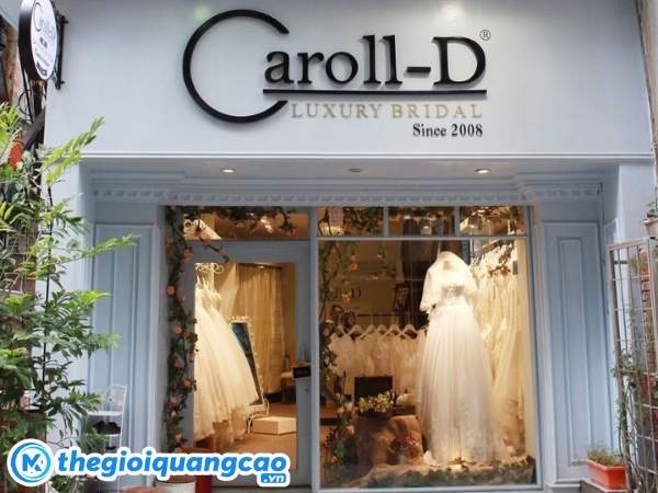 Mẫu bảng hiệu tiệm &aacute;o cưới tone trắng chữ đen