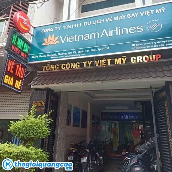 Mẫu bảng hiệu đại l&yacute; b&aacute;n v&eacute; m&aacute;y bay Vietnam Airlines