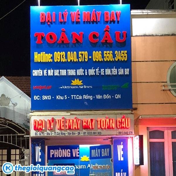 Mẫu bảng hiệu đại l&yacute; v&eacute; m&aacute;y bay to&agrave;n cầu