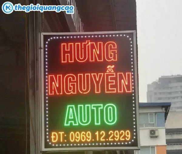 Thi c&ocirc;ng bảng hiệu quảng c&aacute;o led vẫy cho gara &ocirc; t&ocirc;