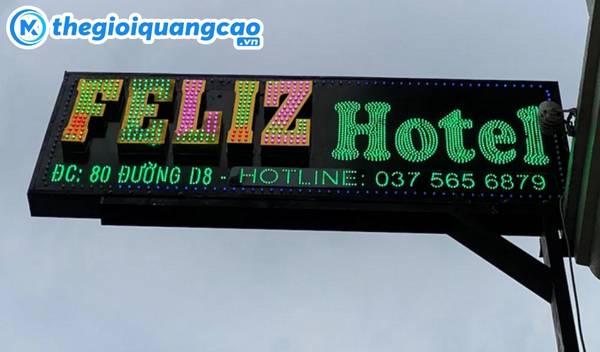 Mẫu bảng hiệu đ&egrave;n led cho nh&agrave; nghỉ, kh&aacute;ch sạn