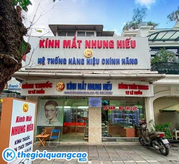 Mẫu bảng hiệu mắt kính Nhung Hiếu