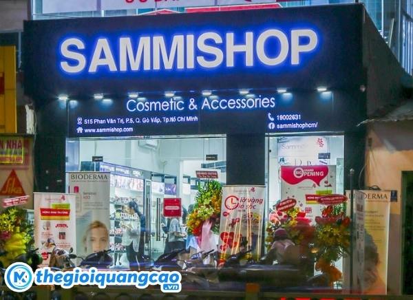 Mẫu bảng hiệu shop mỹ phẩm đ&egrave;n led thu h&uacute;t kh&aacute;ch