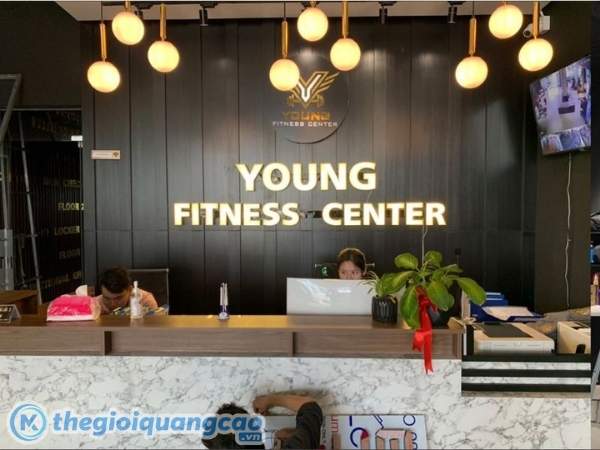 Thiết kế bảng hiệu Gym phong c&aacute;ch hiện đại