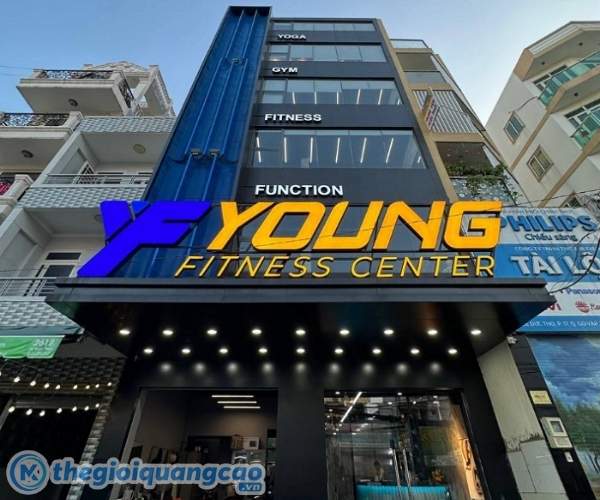 Mẫu bảng hiệu ph&ograve;ng Gym chữ nổi đ&egrave;n led