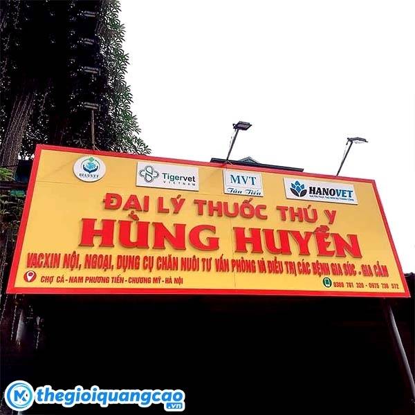 Mẫu bảng hiệu đại l&yacute; thuốc th&uacute; y H&ugrave;ng Huyền