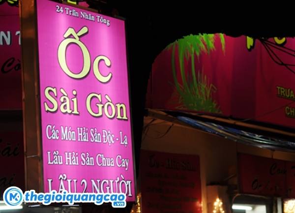 Mẫu biển vẫy hộp đ&egrave;n led qu&aacute;n ốc