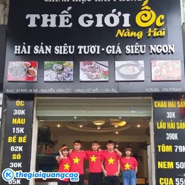 Mẫu bảng hiệu qu&aacute;n ốc bằng alu chữ nổi mica