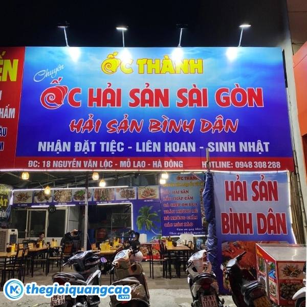 Mẫu bảng hiệu đứng qu&aacute;n ốc bằng khung sắt bạt hiflex gi&aacute; rẻ