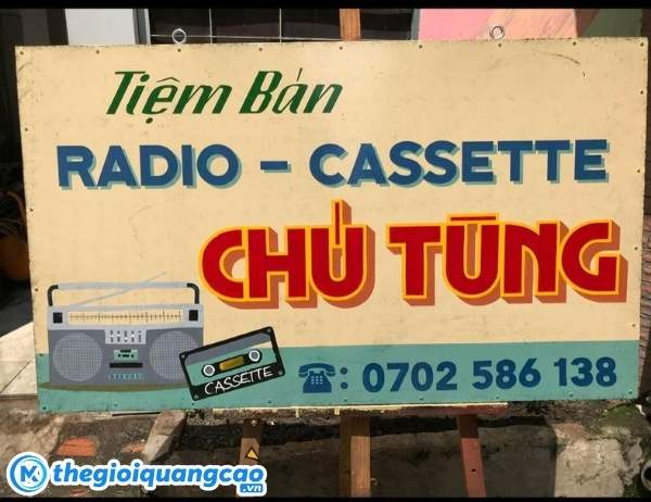 L&agrave;m bảng hiệu s&agrave;i g&ograve;n xưa t&ocirc;n vẽ tay