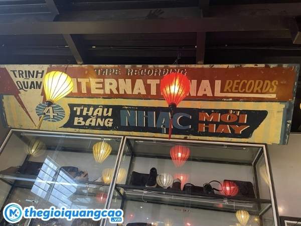 Mẫu bảng hiệu s&agrave;i g&ograve;n xưa đẹp, chuy&ecirc;n nghiệp