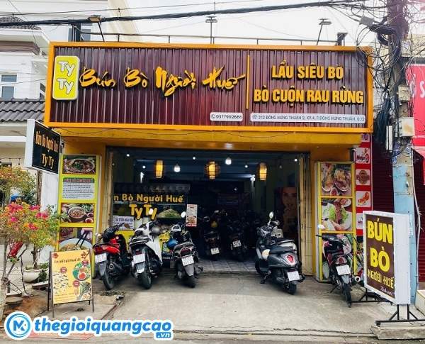 Mẫu bảng hiệu t&ocirc;n s&oacute;ng cho qu&aacute;n b&uacute;n b&ograve; huế