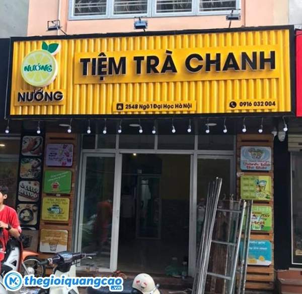 Mẫu bảng hiệu t&ocirc;n s&oacute;ng cho tiệm tr&agrave; chanh