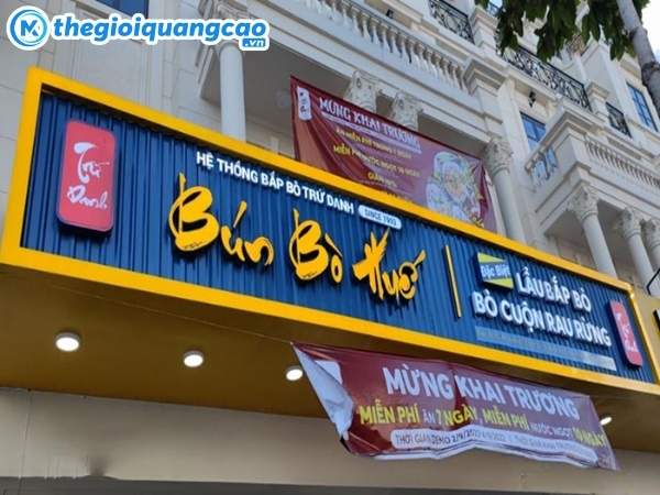 Lưu &yacute; khi thiết kế v&agrave; thi c&ocirc;ng bảng hiệu t&ocirc;n s&oacute;ng