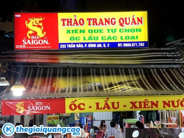 Bảng hiệu xi&ecirc;n que bằng bặt hiflex