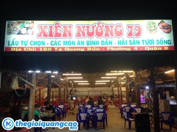 &nbsp;Thiết kế bảng hiệu xi&ecirc;n que nướng theo y&ecirc;u cầu