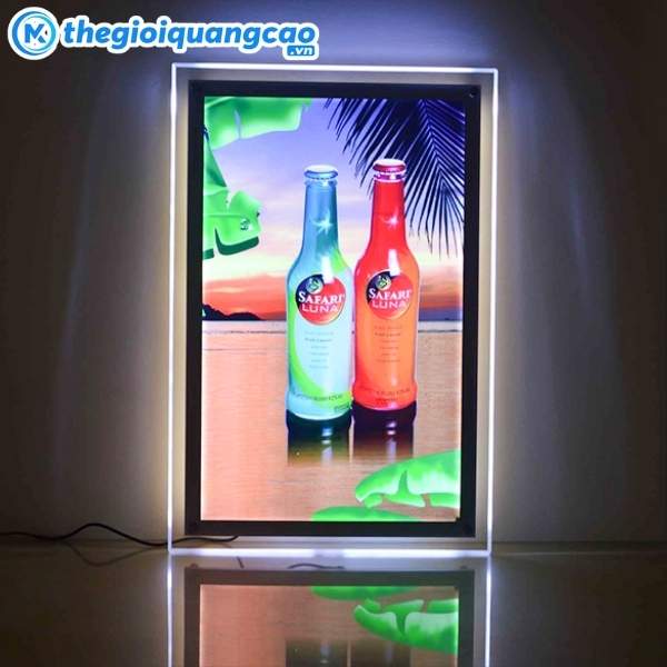 Mẫu hộp đ&egrave;n crytsal