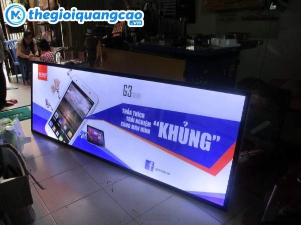 Hộp đ&egrave;n led quảng c&aacute;o si&ecirc;u mỏng