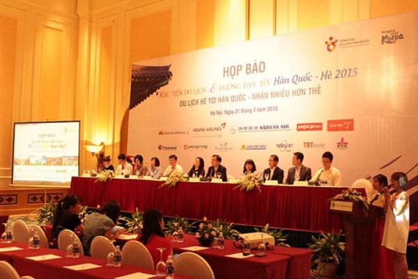 Lưu &yacute; khi thiết kế, thi c&ocirc;ng backdrop họp b&aacute;o