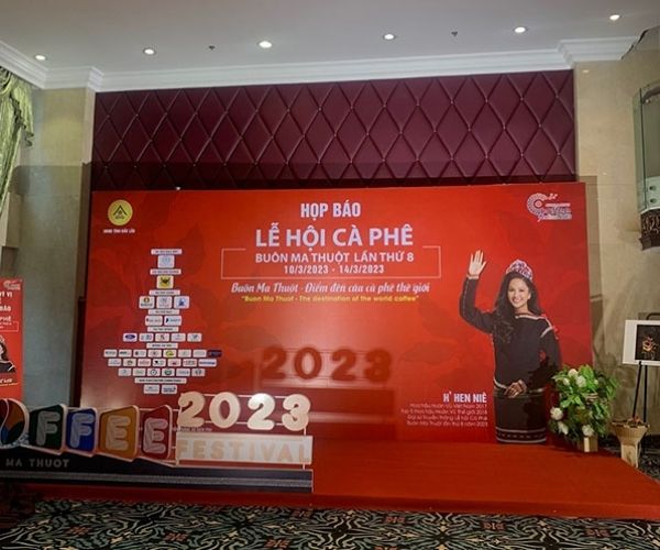 Mẫu background họp b&aacute;o lễ hội c&agrave; ph&ecirc;