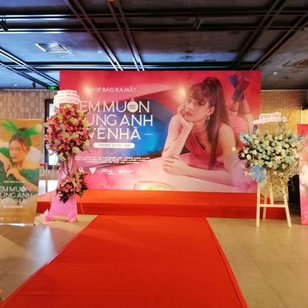 Mẫu backdrop họp b&aacute;o đẹp chuy&ecirc;n nghiệp