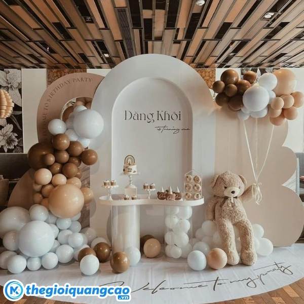 Thi c&ocirc;ng backdrop th&ocirc;i n&ocirc;i gi&aacute; rẻ tại TPHCM