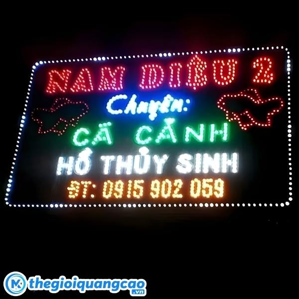 Biển hiệu tiệm c&aacute; cảnh đ&egrave;n led neon