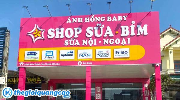 Thiết kế bảng hiệu cửa h&agrave;ng sữa theo y&ecirc;u cầu v&agrave; thi c&ocirc;ng trọn g&oacute;i