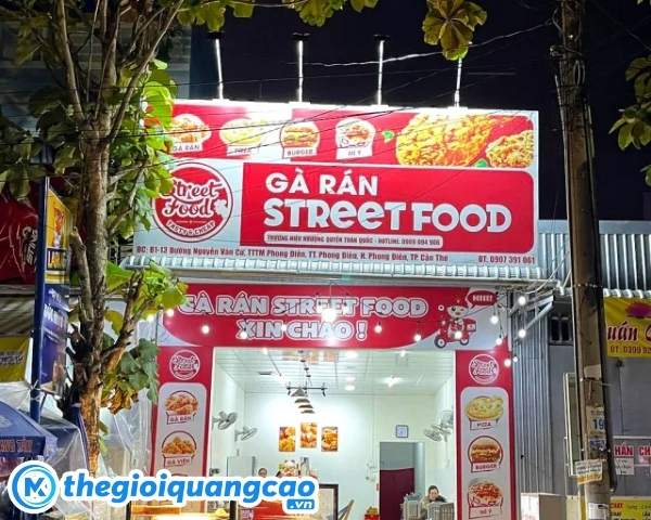 Lưu &yacute; phong thủy khi l&agrave;m bảng hiệu g&agrave; r&aacute;n