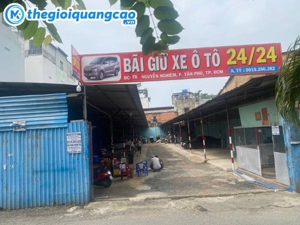 Mẫu bảng hiệu b&atilde;i giữ xe &ocirc; t&ocirc; đẹp