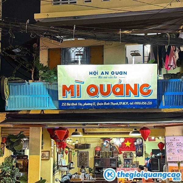 Thi c&ocirc;ng bảng hiệu quảng c&aacute;o gi&aacute; rẻ tại TPHCM