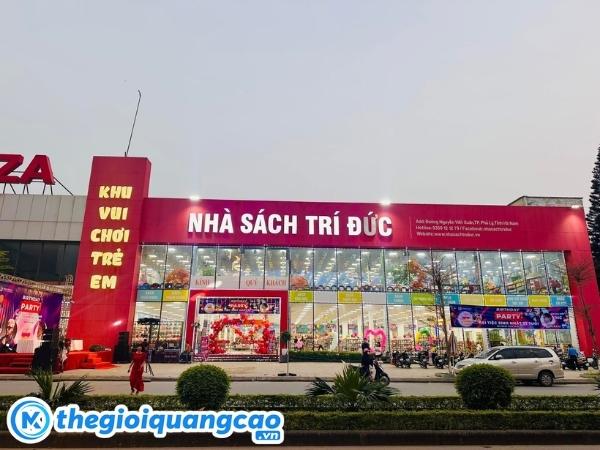 Mẫu bảng hiệu nh&agrave; s&aacute;ch Tr&iacute; Đức