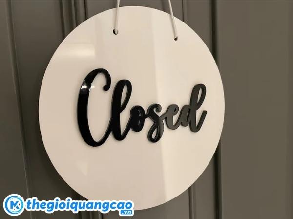 Bảng hiệu open close 2 mặt mica