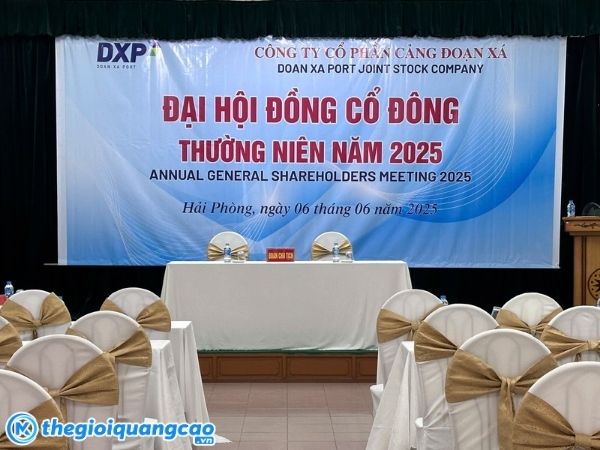 Mẫu backdrop đại hội cổ đ&ocirc;ng thường ni&ecirc;n c&ocirc;ng cổ phần cảng đoạn x&aacute;