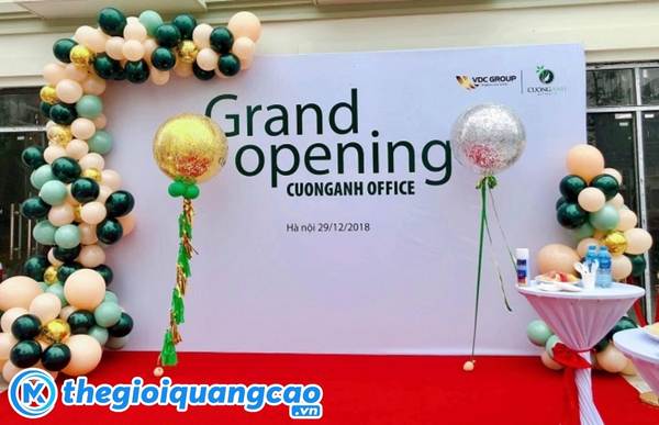 Ph&ocirc;ng nền khai trương c&aacute;n formex d&aacute;n decal