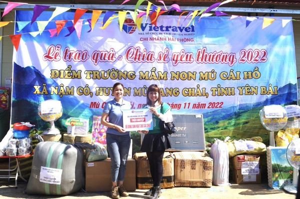 K&iacute;ch thước chuẩn cho mẫu backdrop thiện nguyện ngo&agrave;i trời