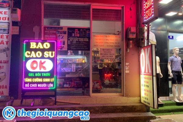 Mẫu bảng hiệu bao cao su đ&egrave;n Led