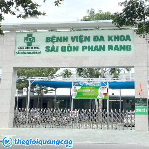 Đơn vị thi công bảng hiệu bệnh viện uy tín, chất lượng tại TPHCM
