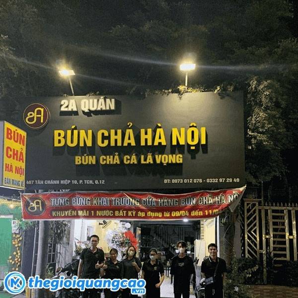 Bảng hiệu b&uacute;n chả H&agrave; Nội mặt dựng ALu chữ nổi Mica