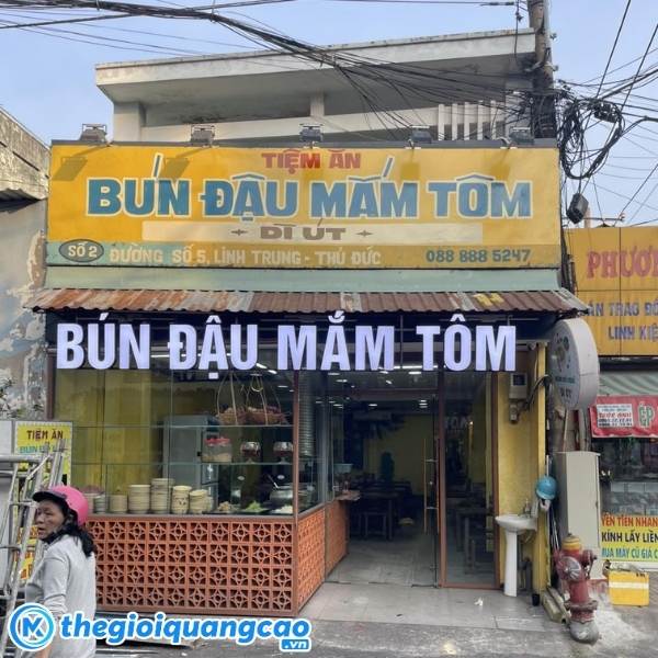 Mẫu bảng hiệu b&uacute;n đậu mắm t&ocirc;m vẽ tay