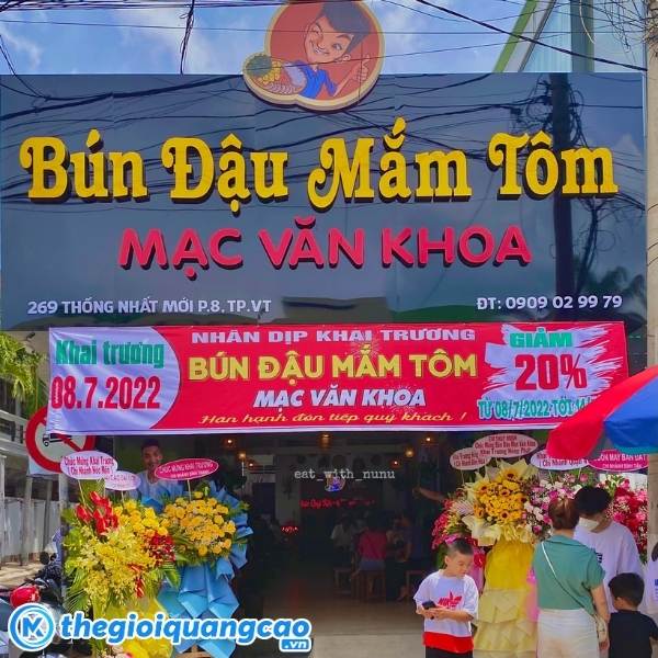 Bảng hiệu b&uacute;n đậu mắm t&ocirc;m mặt dựng alu chữ nổi mica