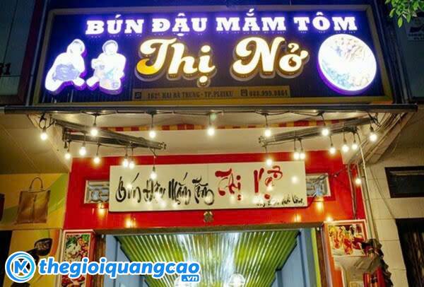 Bảng hiệu quảng c&aacute;o qu&aacute;n b&uacute;n đậu mắm t&ocirc;m chữ nổi gắn Led