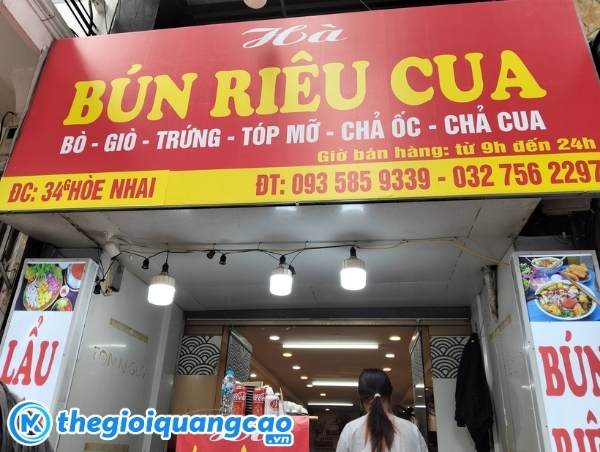 Biển hiệu b&uacute;n ri&ecirc;u cua bằng bạt hiflex