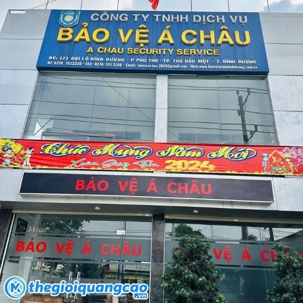 Thiết kế bảng hiệu quảng c&aacute;o c&ocirc;ng ty dịch vụ bảo vệ theo y&ecirc;u cầu