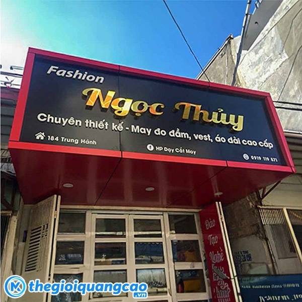 &nbsp;Mẫu bảng hiệu nh&agrave; may thời trang thiết kế nữ