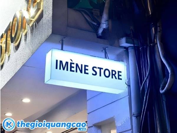 Biển vẫy hộp đ&egrave;n cho tiệm may