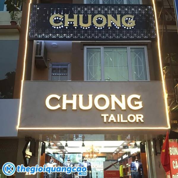 Mẫu bảng hiệu nh&agrave; may chữ nổi mica viền alu kết hợp đ&egrave;n led